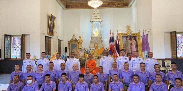 ผกก.สน.เพชรเกษม  พร้อมด้วยข้าราชการตำรวจ และประชาชนในพื้นที่ ร่วมพิธีเจริญพระพุทธมนต์เฉลิมพระเกียรติ และถวายชัยมงคล สมเด็จพระนางเจ้าสุทิดา พัชรสุธาพิมลลักษณ พระบรมราชินี เนื่องในโอกาสวันเฉลิมพระชนมพรรษา 3 มิถุนายน 2568 