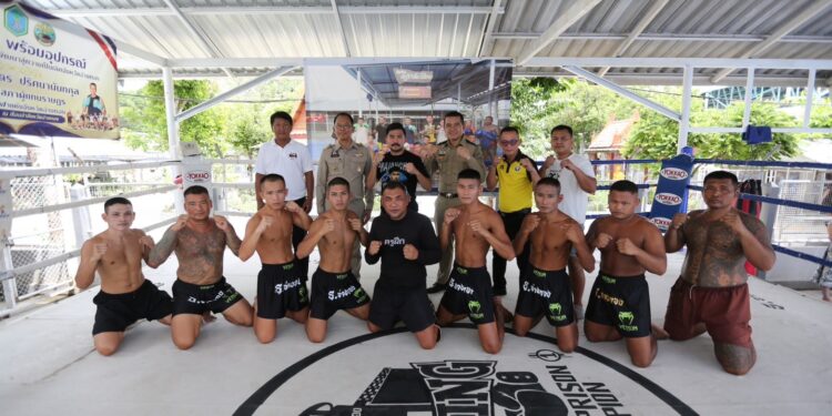 หลวงพี่น้ำฝน นำพลพล พระจันทร์ฉาย คนดังไอดอลพลังบวก  เดินสายสร้างแรงใจผู้ต้องขังเห็นโอกาส เป้าหมาย สร้างแรงใจกลับใจสู่สังคม   