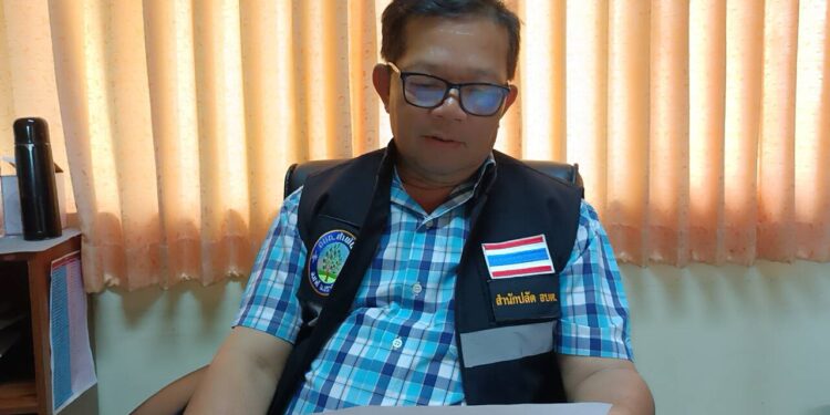 ชาวบ้านร้องทุกข์ขอให้ตรวจสอบโรงงานปล่อยกลุ่มควันและส่งกลิ่นเหม็นมีรถบรรทุกพ่วง 18 ล้อจอด10-20คันจอดกีดขวางอยู่บนถนนที่ประชาชนใช้สัญจรไปมา อุตสาหกรรม –อบต.นาดี ได้มีคำสั่งให้บริษัทฯ ระงับการกระทำที่ฝ่าฝืนกฎหมายและดำเนินการ จนกว่าจะได้รับอนุญาตจึงจะประกอบกิจการต่อไปได้