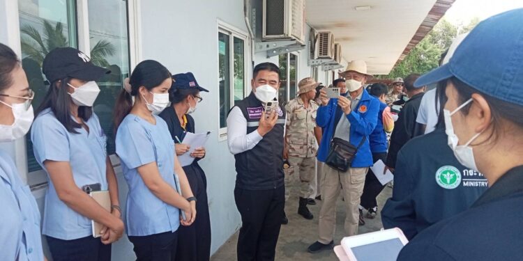 ตรวจโรงงานถูกร้องทุกข์สร้างความเดือดร้อนชาวนาต้นข้าวเหลืองทยอยตาย ไม่ปรากฎว่ามีการประกอบกิจการสำนักงานอุตสาหกรรมจังหวัดปราจีนบุรี ได้ตรวจสอบเครื่องจักรว่าเป็นไปตามใบอนุญาตหรือไม่ และได้เก็บตัวอย่างน้ำจากบ่อน้ำใกล้โรงงาน และตัวอย่างวัสดุที่กองไว้ในโรงงาน เพื่อทำการตรวจสอบต่อไป