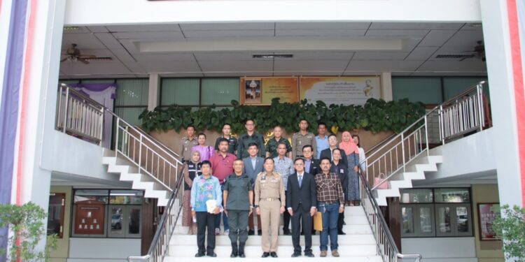 ผู้ว่าฯยะลา ประชุมคณะกรรมการตรวจสอบและติดตามการบริหารงานตำรวจจังหวัดยะลา #กตตรจังหวัดยะลา