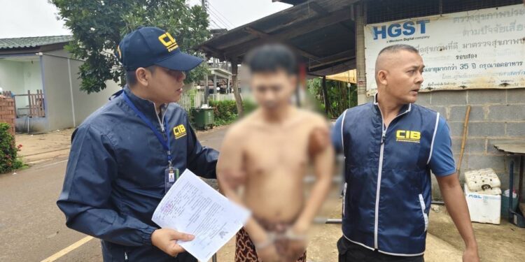 รวบ “นัท ท่าขี้เหล็ก” มือดิวยาเสพติดข้ามประเทศ ค่าหัว 1 แสนบาท กบดานตะเข็บชายแดน ก่อนชะล่าใจกลับเข้าไทย