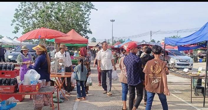 ศรีสะเกษ ตลาดนัดช่องสะงำ เงียบเหงา เนื่องจากชาวบ้านกัมพูชา วิตกสถานการณ์ระหว่างไทย – กัมพูชา หวั่นไทยปิดด่านชายแดน