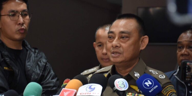 “บิ๊กเต่า”ร่วมคลายคดีเงิน 12 ล้านเรียกประชุม 3 หน่วยงาน ปปป.ปปช.ปปท.พรุ่งนี้