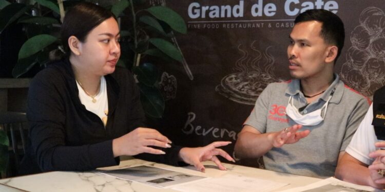 นนทบุรี นักบริหาร สปสช. ถูกเจ้าหน้าที่อาวุโสปลอมเอกสารกู้เงินกับรุ่นพี่ร่วมสำนัก พบเหยื่อหลายราย มูลค่ากว่า 1 ล้านบาท