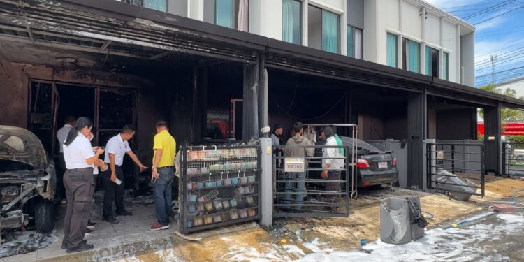 นนทบุรี คลิป สลด เจ้าของบ้านร่ำไห้แทบขาดใจ ขอโทษแมวหลังเพลิงไหม้บ้านทำแมวตาย