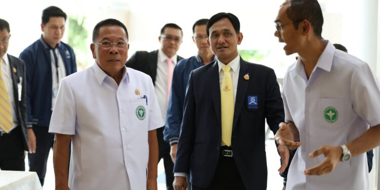 รมช.สธ.“อนุชา สะสมทรัพย์” ขับเคลื่อนสุขภาพชุมชน เน้น 4 ประเด็นเร่งด่วน สร้างสุขภาวะแบบมีส่วนร่วม