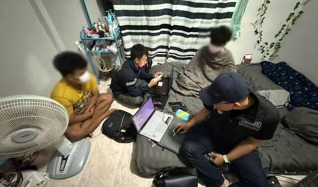 ทลาย 2 เครือข่าย จับกุมเจ้าของเว็บพนันออนไลน์ ใน พื้นที่บุรีรัมย์ สารภาพเคยเป็นแอดมินจนชำนาญ ก่อน ผันตัวมาเปิดเอง เงินหมุนเวียนกว่า 1.8 ล้านต่อเดือน