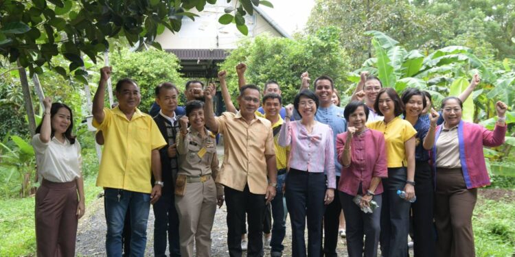 นนทบุรี-โครงการคัดเลือกหมู่บ้านเข็มแข็ง แผ่นดินธรรม แผ่นดินทอง (หมู่บ้านอยู่เย็น) ประจำปี2568 ระดับเขต