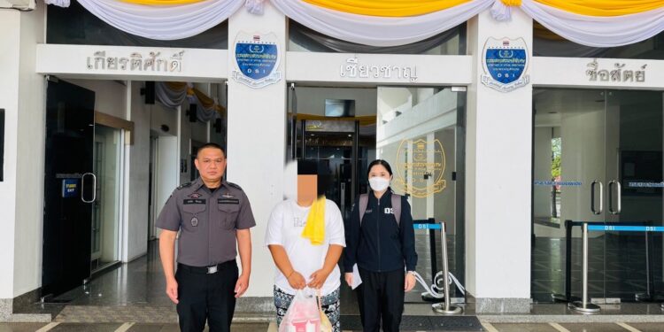 DSI ฝากขัง “กนกอร” ผู้ต้องหาเครือข่ายอาชญากรรมข้ามชาติ ตั้งบริษัทปลอม ศาลไม่ให้ประกัน ส่งตัวเข้าเรือนจำหญิงกลาง