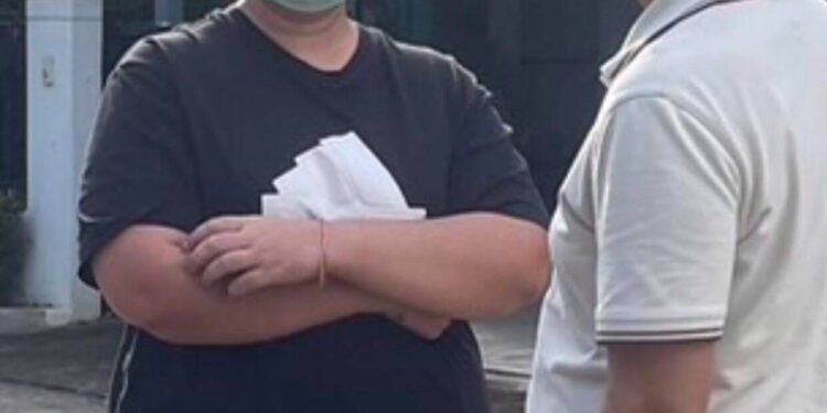 ด่วน/ออกหมายจับสีกา กอล์ฟแล้ว