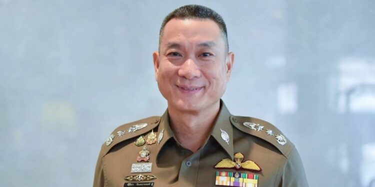 สำนักงานตำรวจแห่งชาติขอบคุณตำรวจจราจรทุกพื้นที่ร่วมนำภารกิจนำส่งหัวใจ 3 ดวง ในเดือนนี้ พร้อมขอบคุณประชาชนร่วมใจเปิดทางให้รถฉุกเฉิน สานต่อลมหายใจที่รอความหวัง