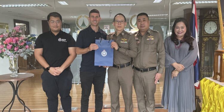 ผบก.น.9 หารือนายตำรวจประสานงาน AFP กรุงเทพ ตามโครงการศึกษาดูงานพัฒนาระบบของสถานีตำรวจ