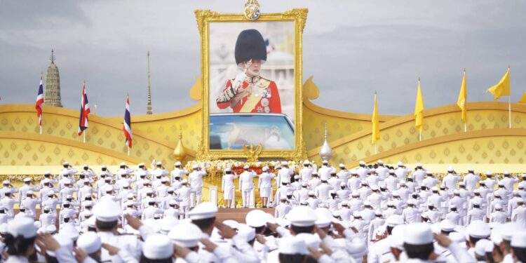 กรมการปกครอง ร่วมลงนามถวายสัตย์ปฏิญานเพื่อเป็นข้าราชการที่ดีและพลังของแผ่นดิน เนื่องในโอกาสวันเฉลิมพระชนมพรรษา 28 กรกฎาคม 2568