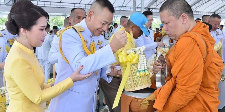 ผบ.ตร. และภริยา ร่วมพิธีเจริญพระพุทธมนต์ตักบาตรถวายเป็นพระราชกุศลฯ