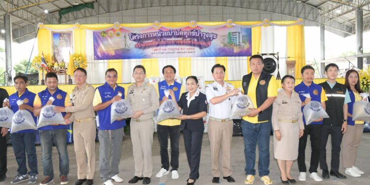 นนทบุรี-โครงการ “หน่วยบำบัดทุกข์บำรุงสุข สร้างรอยยิ้มให้ประชาชนจังหวัดนนทบุรี”