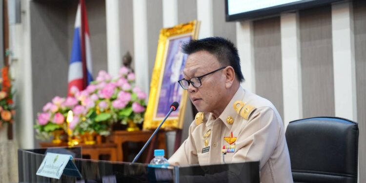 เทศบาลนครบ้านสวนจัดประชุมสภาสมัยสามัญ สมัยที่ 2 ครั้งที่ 2 ประจำปี พ.พ.ศ. 2568 เพื่อให้นายกเทศมนตรีนครบ้านสวนได้ยื่นญัตติในเรื่องต่างๆต่อสภา