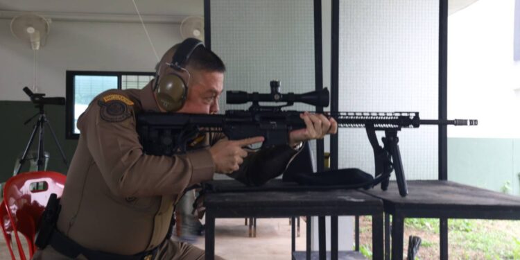 “บิ๊กอ้อ”ที่ปรึกษาพิเศษ ตร.ในฐานะหน.ศูนย์ ศนรด.ตร.ติดตามผลปฏิบัติการ” Stop weapon ” พื้นที่ตำรวจภูธรภาค 6