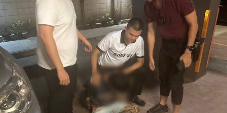 บุกจับ “ตี๋ ซามู” หัวหน้าแก๊งโจ๋เมืองกำแพงเพชร ผู้ต้องหาตามหมายจับปฏิทิน ตร. ลำดับ 134 หลังก่อเหตุยกพวกบุกยิงอริ หวิดดับคาบ้าน