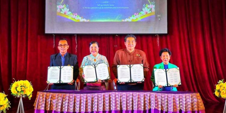 มาดามแป้ง ผนึกกำลังกรมส่งเสริมวัฒนธรรม ส่งเสริมศิลปินแห่งชาติ ร่วมผลักดันความร่วมมือกับวิทยาลัยนาฏศิลปสุพรรณบุรีและวิทยาลัยช่างศิลปสุพรรณบุรี ปลุกพลังศิลป์…สร้างเสน่ห์วัฒนธรรมเมืองสุพรรณบุรี