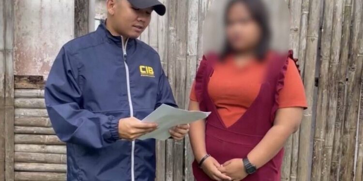 รวบสาวอ้างเป็นแม่เลี้ยงเดี่ยวหาเงินเลี้ยงลูก ทำงานได้ 10 นาที ฉกเงินนายจ้างหนีหาย