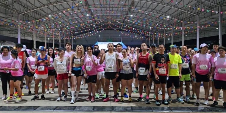 ประเดิมสนามแรก! สำนักงานท่องเที่ยวและกีฬาจังหวัดปทุมธานี เปิดโครงการ “วิ่งไป เที่ยวไป วิถีชีวิตภาคกลางปริมณฑล” เชื่อม 4 จังหวัด กระตุ้นเศรษฐกิจ