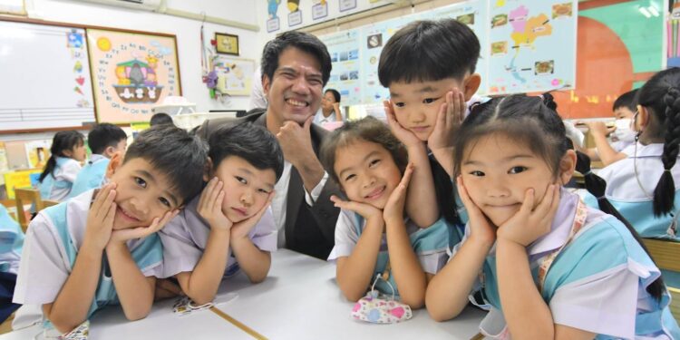 “โรงเรียนแห่งความสุขและสร้างสรรค์“ สาธิต มหาวิทยาลัยศิลปากร (ปฐมวัยและประถมศึกษา) ครบรอบ 20 ปี