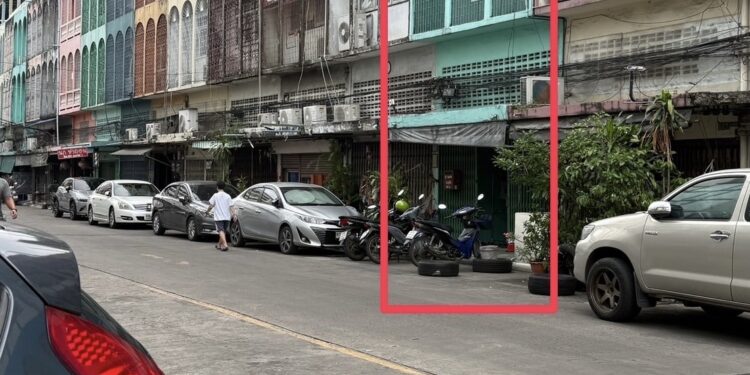 “รองฯตี๋ ”สั่งสืบ 8 รวบแก็งแว้น ย่านตลาดบางปะกอก เหตุรวมตัวมั่วยา ส่งเสียงดังก่อความรำคาญ กำชับท้องที่กวดขัน คาดโทษหากเกียร์ว่าง