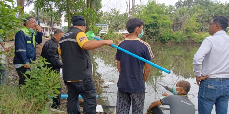    โรงงานลอบปล่อยน้ำเสียจากบ่อพักน้ำที่รับการชะล้างขยะรีไซเคิลลงคลองสาธารณะต้นน้ำแม่น้ำปราจีนบุรีสั่งระงับทันทีห้ามการชำระล้างขยะ และบ่อบำบัดน้ำเสีย การผลิต การขึ้นรูปเม็ดพลาสติก