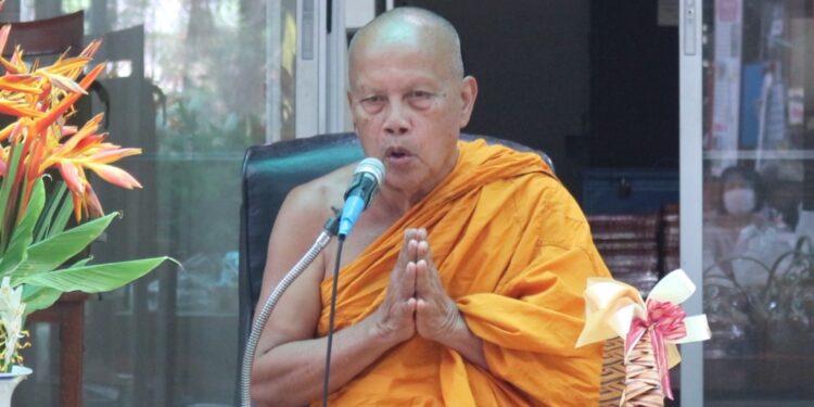 นนทบุรี พระพยอมฝากถึง “สีกากอล์ฟ” หลังถูกจับให้คิดว่าซื้อพาสปอร์ตไปชดใช้กรรมในนรก