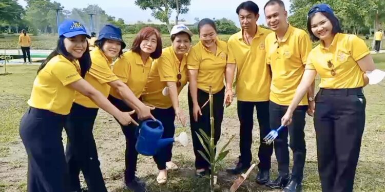 สปส.นครปฐมร่วมกิจกรรมปลูกป่าเฉลิมพระเกียรติ