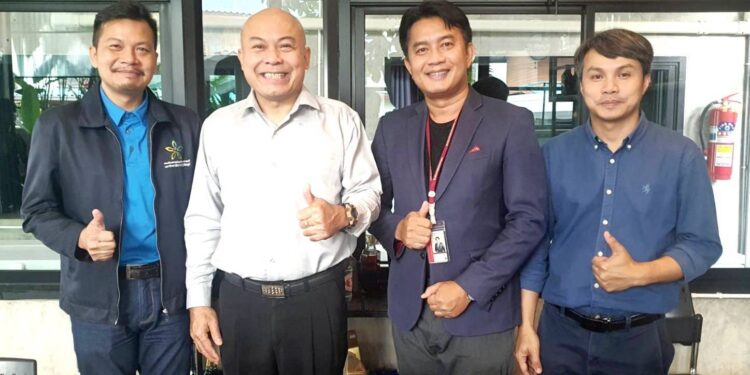 มหาวิทยาลัยราชภัฏนครราชสีมา ศ.ดร. สามารถ จับโจร ผู้ทรงคุณวุฒิ แถลงว่าศิลปะมีความสำคัญอย่างยิ่งต่อมนุษย์ในหลายมิติ ไม่ใช่เพียงแค่ความสวยงามที่จรรโลงใจ แต่ยังเป็นส่วนสำคัญในการพัฒนาและดำรงอยู่ของอารยธรรมมนุษย์ ศิลปะช่วยให้มนุษย์สามารถแสดงออกและสื่อสารอารมณ์ ความคิด และประสบการณ์ สามารถพัฒนาสติปัญญาและความคิดสร้างสรรค์