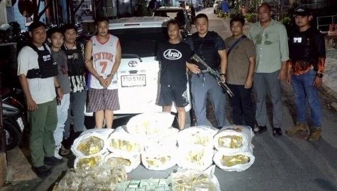 ผบช.น.- สืบ 8 จับเครือข่ายค้ายารายใหญ่ ยึดของกลางบิ๊กล็อต ไอซ์ 314 กก.-เคตามีน 22 กก.ซุกในรถเก๋ง สารภาพได้ค่าจ้างหลักหมื่น