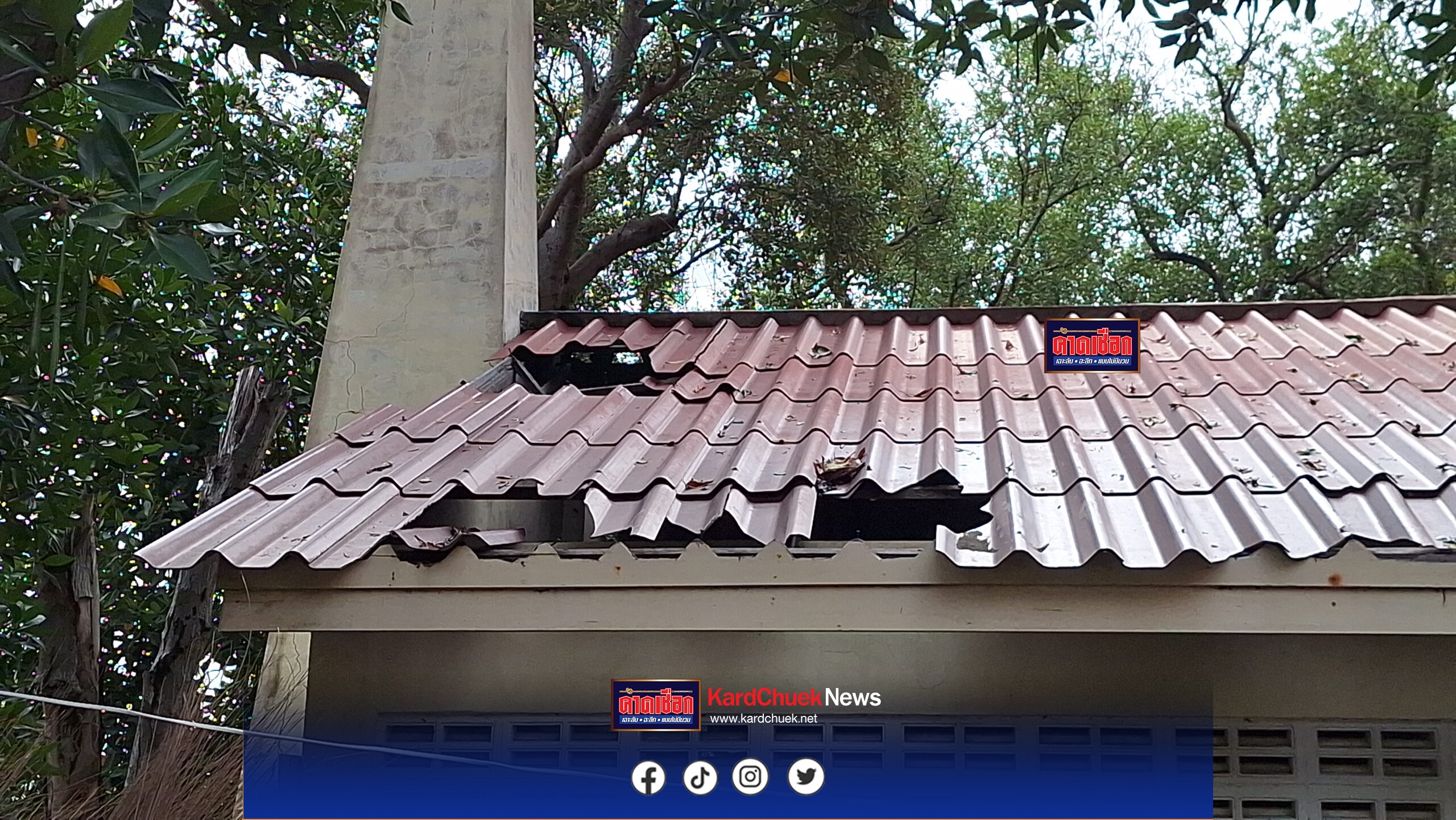 สมุทรปราการ-พายุพัดถล่มวัดขุนสมุทรจีน วัดกลางทะเลหนึ่งเดียวในสมุทรปราการพังเสียหาย เมรุ ศาลาธรรม หลังคาทางเดินจมก้นทะเล