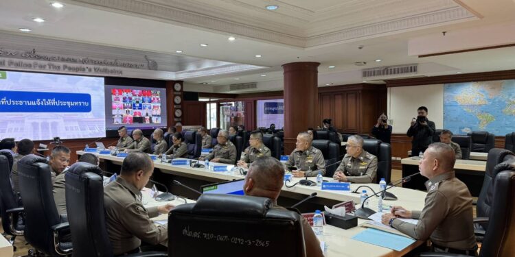 พล.ต.อ.กิตติ์รัฐ พันธุ์เพ็ชร์ ผบ.ตร.มอบหมายให้ พล.ต.อ.ธนายุตม์ วุฒิจรัสธำรงค์ ที่ปรึกษาพิเศษ ตร./ผอ.ศปก.ตร. เป็นประธาน “การประชุมขับเคลื่อนการปฏิบัติงานศูนย์ปฏิบัติการสำนักงานตำรวจแห่งชาติ (ศปก.ตร.) ครั้งที่ 11/2568“ ผ่านโปรแกรม Zoom Meeting