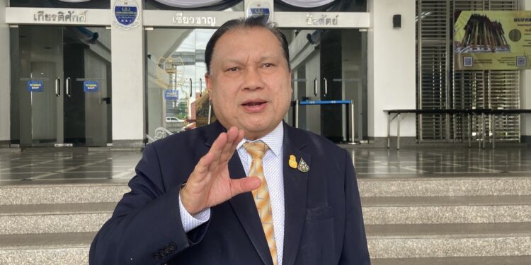 สนธิญา” จี้ดีเอสไอเร่งคดี “วัดพระธรรมกาย” 9 ปีคดีไม่คืบ โยน “บิ๊กเต่า” สางคดีแทน