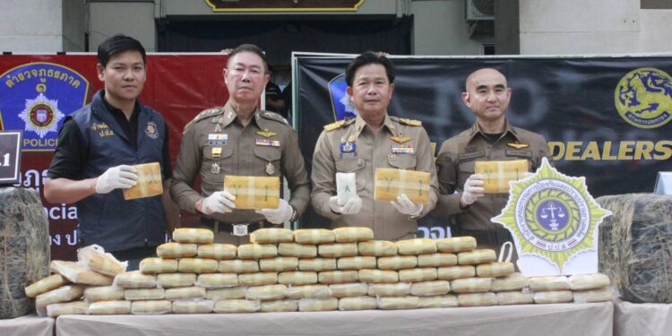 ตำรวจภาค1แถลงจับยาบ้า3.2ล้านเม็ด…รับสารภาพได้ค่าจ้าง 2 หมื่นบาท