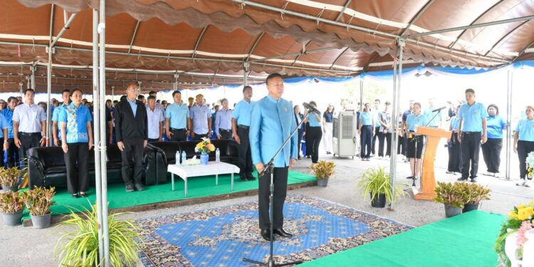 ชลบุรีจัดพิธีปล่อยพันธุ์สัตว์น้ำ เฉลิมพระเกียรติสมเด็จพระนางเจ้าสิริกิติ์ พระบรมราชชนนีพันปีหลวง