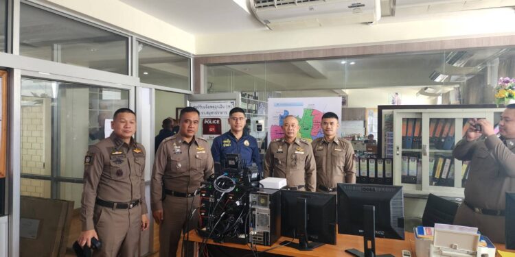 ผบก.อก.ภ.1 นำทีม บก.อก.ภ.1 ออกตรวจประเมินโครงการศูนย์รับแจ้งเหตุฉุกเฉิน 191พื้นที่ ภ.จว.สมุทรปราการเพื่อดูแลความเรียบร้อยของประชาชน