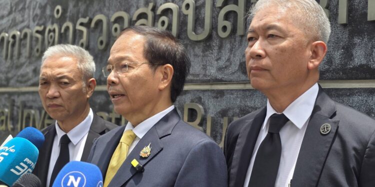 นพดล แจ้งความ มัลลิกา ฐานหมิ่นประมาท ปมกล่าวหาทำไทยเสียเขาพระวิหาร