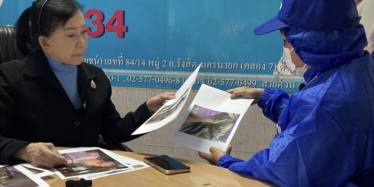 ปทุมธานี ยายช็อก!พี่เลี้ยงเด็กโหดทำร้ายหลายสาววัย 3 ขวบ ซีโครงหักใช้เตารีดนาบใบหน้า-นาบตัวสาหัสอยู่ห้อง ICU ร้องปวีณาช่วยและดำเนนิคดีให้ถึงที่สุด