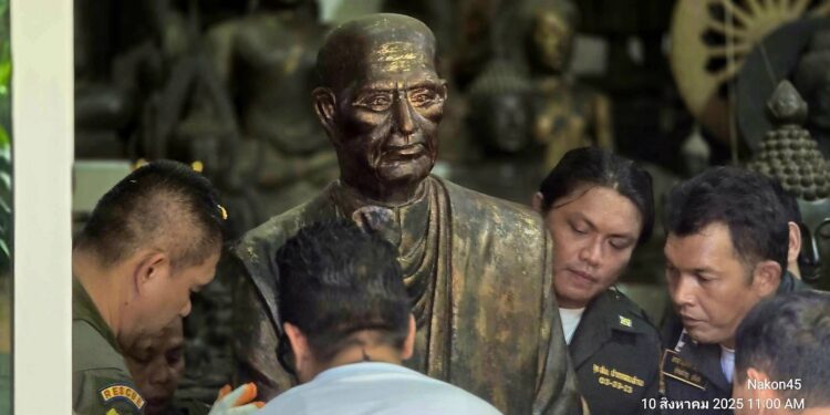 #เปิดกรุทะลุมิติ บวงสรวงบอกกล่าวองค์สมเด็จโตกับหลวงปู่ทวดและองค์บรมครูทุกพระองค์