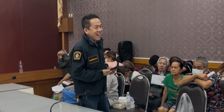 นนทบุรี ตำรวจ สภ.เมืองนนทบุรี ร่วมกับฝ่ายปกครอง รวบนักพนันป๊อกเด้ง 29 คน