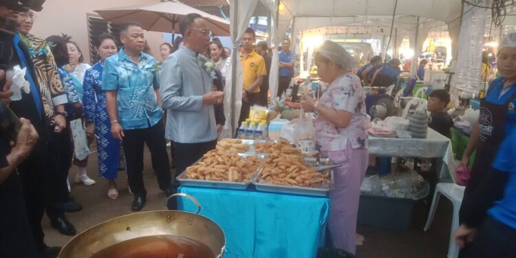 ปราจีนบุรี – เปิดงานรอบค่ำ”เทศกาลกินกุ้ง กินปลา @ปราจีนบุรี ย่านนิคมอุตสาหกรรม สร้างมูลค่าและกระตุ้นเศรษฐกิจ