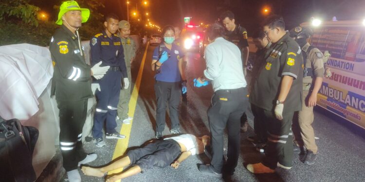 นนทบุรี หนุ่มโบลท์วัย 19 ปี ขับขี่รถจยย.เสียหลักล้ม ถูกรถจยย.ขับตามหลังเหยียบซ้ำบาดเจ็บ ก่อนเสียชีวิต