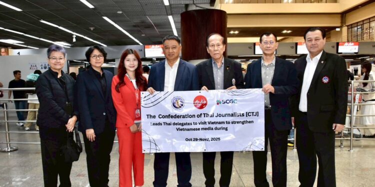 สมาพันธ์สื่อมวลชนแห่งประเทศไทย นำคณะสื่อมวลชนไทยไปกระชับความสัมพันธ์กับสื่อมวลชนเวียดนาม ตามคำเชิญของสมาคมนักข่าวเวียดนาม