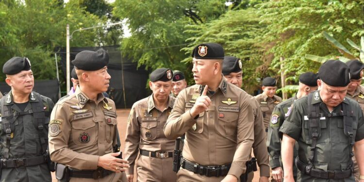 ผบ.ตร.ลงพื้นที่ จ.สระแก้ว รับฟังสถานการณ์ และให้กำลังใจกำลังพล ยืนยันสำนักงานตำรวจแห่งชาติพร้อมร่วมปกป้องอธิปไตยของชาติ
