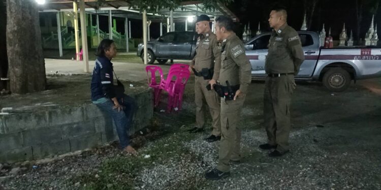 ปราจีนบุรี-หนุ่มถูกทำ ร้ายร่างกายมาขอความช่วยเหลือในงานศพ