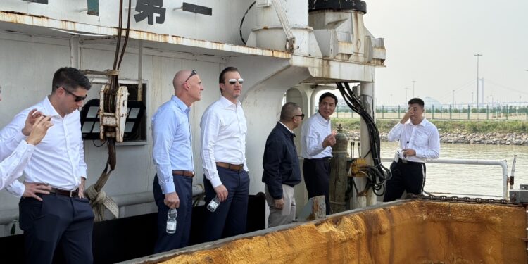 ผบช.ปส.ยกระดับปราบยาเสพติดข้ามชาติตามนโยบายรัฐบาล นำคณะไปจีน ร่วมประชุม 3 ฝ่าย ไทย-จีน-อเมริกา แลกเปลี่ยนข้อมูล จับมือเดินหน้าปราบปรามยาเสพติดเอเชียแปซิฟิก 