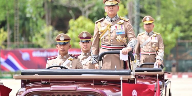 เกริกเกียรติตำรวจไทย ผบ.ตร.นำกล่าวคำสัตย์ปฏิญาณ สวนสนามเนื่องใน “วันตำรวจ” 2568 .
